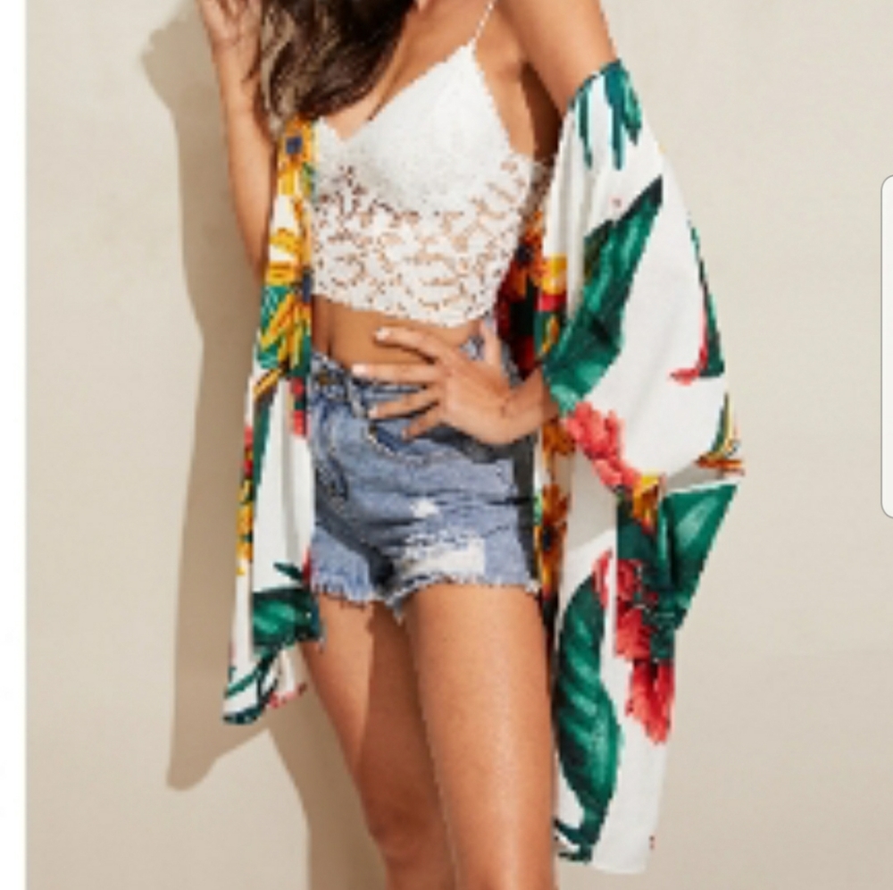 NWOT Tropical Print Kimono w/Raglan Sleeve